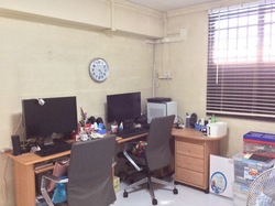 Blk 18 Lorong 7 Toa Payoh (Toa Payoh), HDB 3 Rooms #183659702